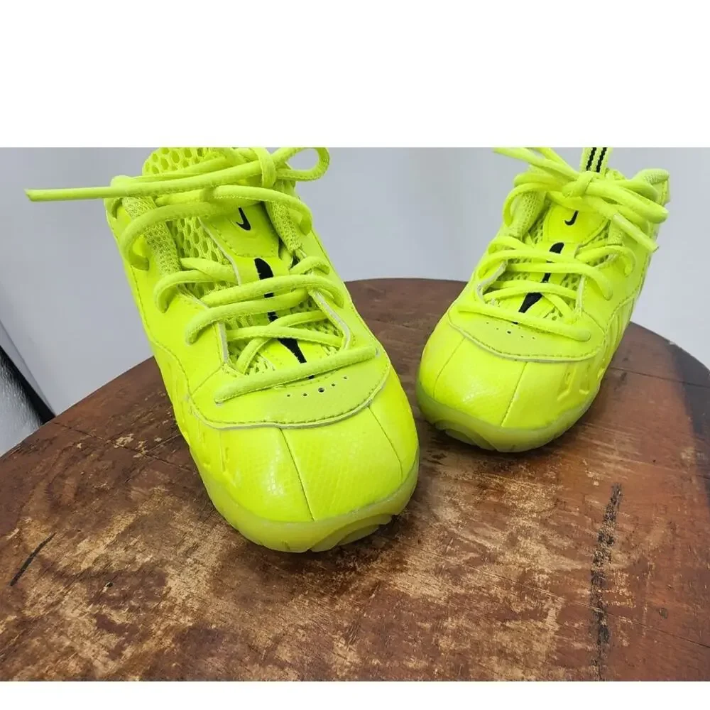 Infant‎ Nike Little Posite One Volt  Pro Toddler Size 7C Neon Green